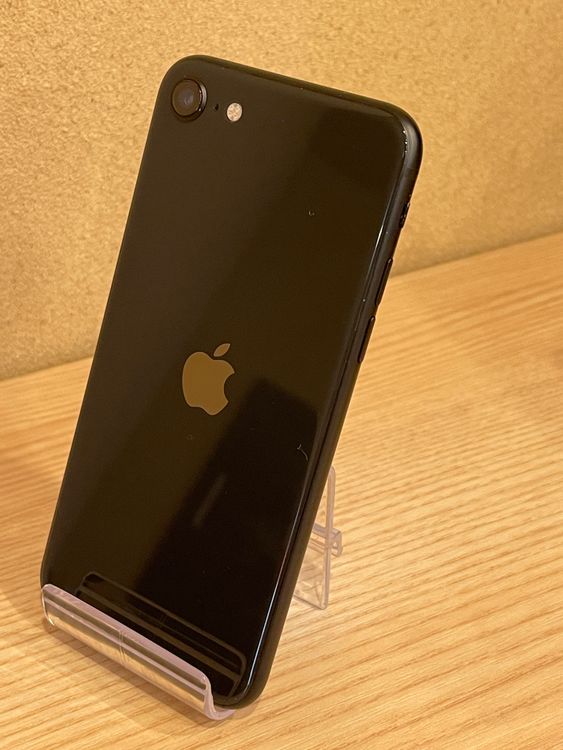 iPhoneSE 第2世代(64GB)ブラック★バッテリー80%